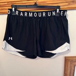 Under Armour Women's Black and White Shorts